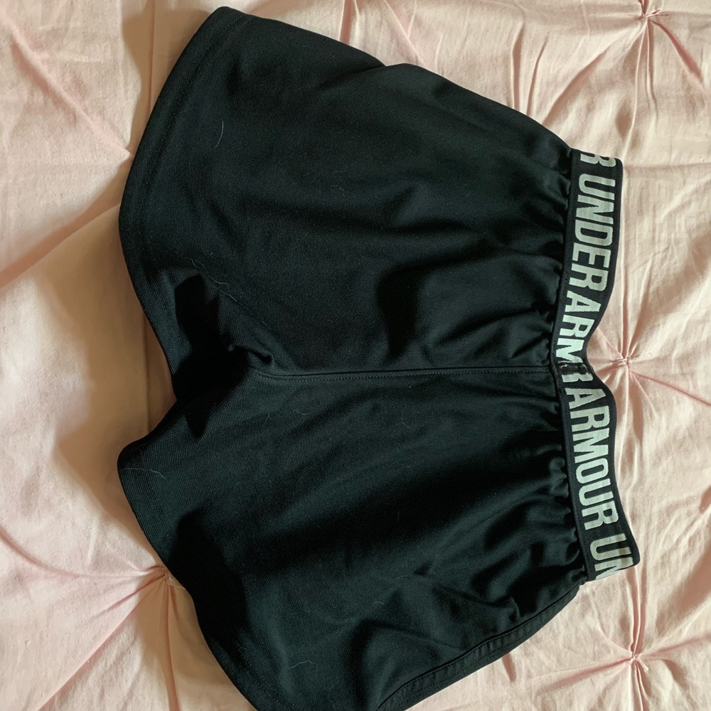 Under Armour Shorts - Picture 4 of 4